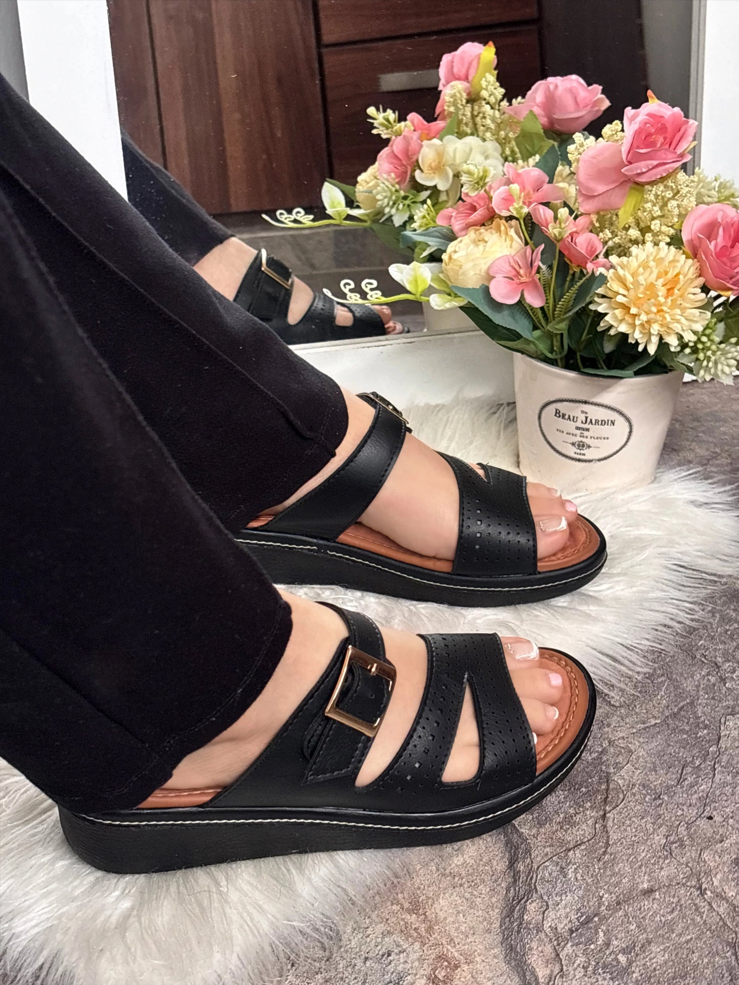 🚨40% DE DESCUENTO💥 SANDALIAS CONFORT🌟 ÚLTIMA COLECCIÓN EN CUERO🥰